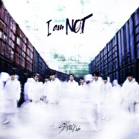 [STRAY KIDS] 1st Mini Album [I am NOT] (Random Ver.)